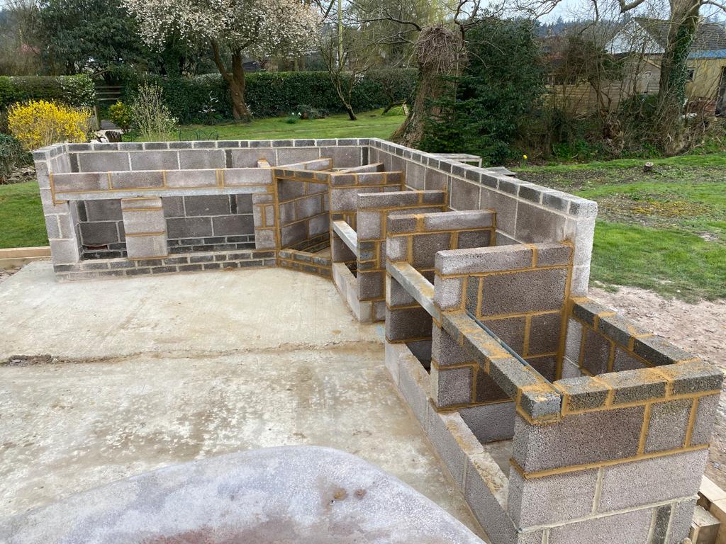 How to build a breeze block bbq