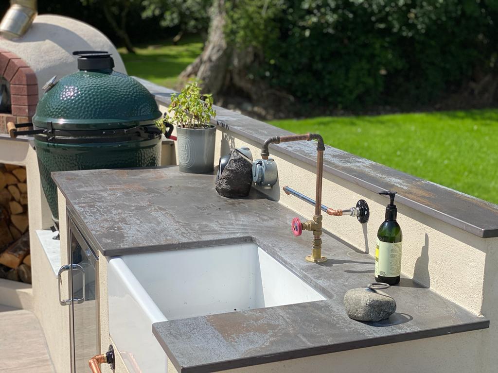 Dekton worktop outdoor kitchen