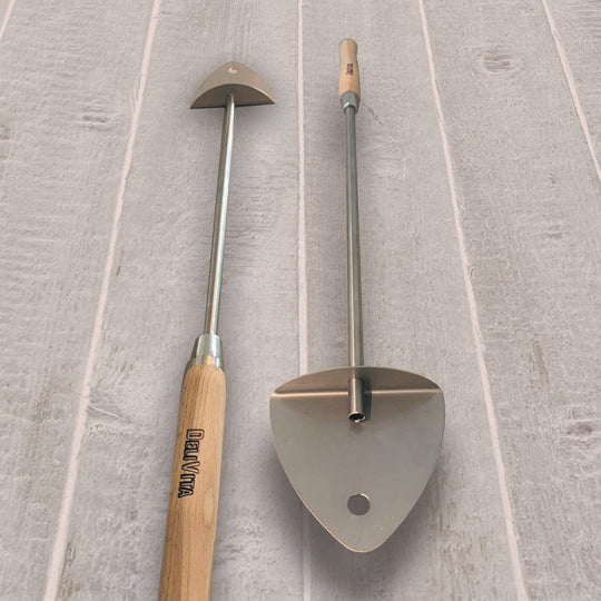 At AOS Kitchens we thrive on helping outdoor cooking enthusiasts through the whole process of designing and creating their amazing outdoor kitchens. If your passion is alfresco dining, you can't beat our range of gas and charcoal bbqs, pizza ovens and outdoor kitchen units. Extend your outdoor living and entertaining space with an outdoor kitchen. Complement your outdoor living area and give yourself the ultimate dream BBQ and patio dining area.