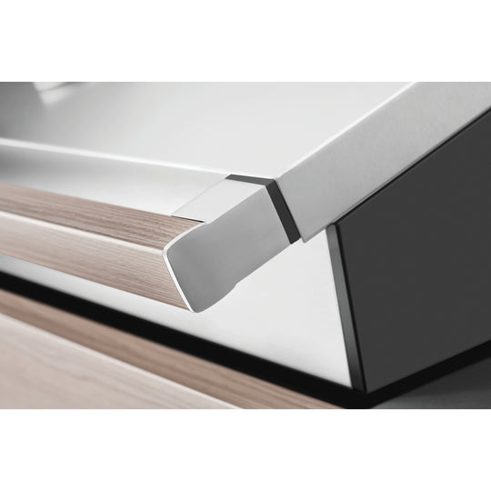 At AOS Kitchens we thrive on helping outdoor cooking enthusiasts through the whole process of designing and creating their amazing outdoor kitchens. If your passion is alfresco dining, you can't beat our range of gas and charcoal bbqs, pizza ovens and outdoor kitchen units. Extend your outdoor living and entertaining space with an outdoor kitchen. Complement your outdoor living area and give yourself the ultimate dream BBQ and patio dining area.