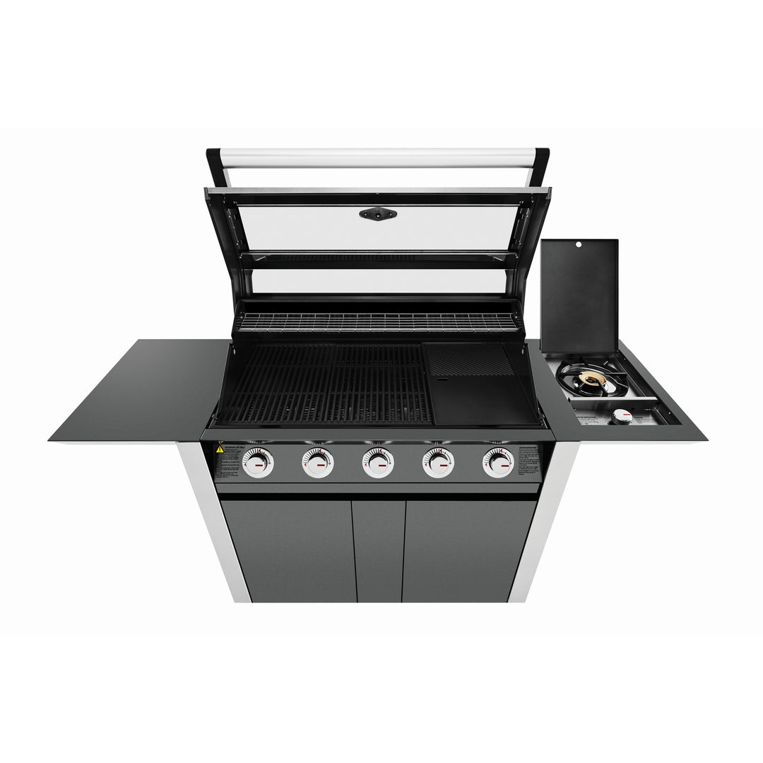 Beefeater 1600E Series - 5 Bnr BBQ & S/Bnr Trolley