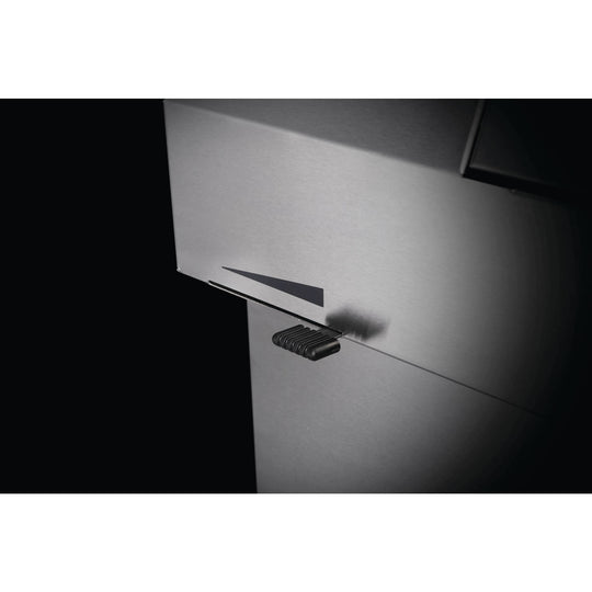 At AOS Kitchens we thrive on helping outdoor cooking enthusiasts through the whole process of designing and creating their amazing outdoor kitchens. If your passion is alfresco dining, you can't beat our range of gas and charcoal bbqs, pizza ovens and outdoor kitchen units. Extend your outdoor living and entertaining space with an outdoor kitchen. Complement your outdoor living area and give yourself the ultimate dream BBQ and patio dining area.