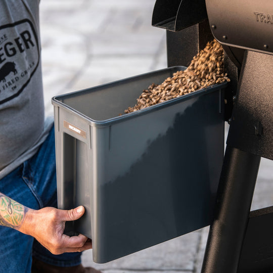 Traeger Pellet Storage– BIN & LID