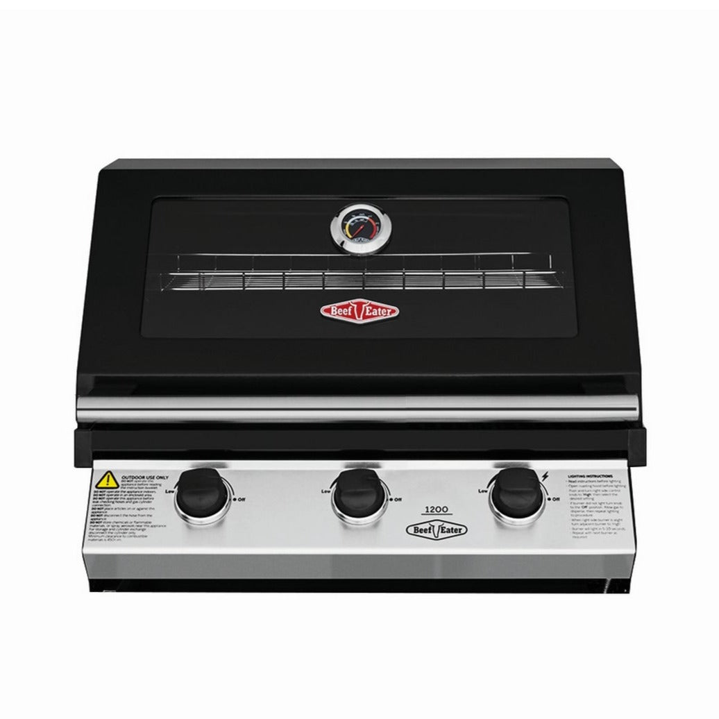 Beefeater 3 burner built in barbecue. This BBQ can be installed into any outdoor kitchen.